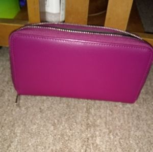 Non brand name card organizer